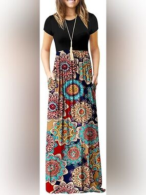Maxi dress with pockets